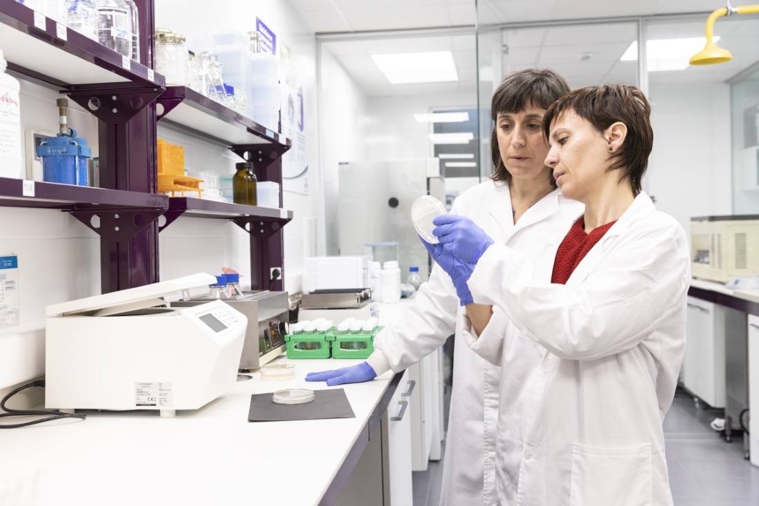 Seipasa presenta su nuevo departamento de microbiología